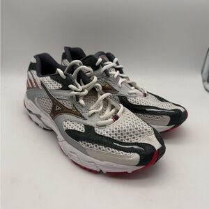 BRAND NEW Vintage 2006 Mizuno Wave Inspire 2 Sneakers Men’s Size 10